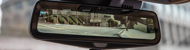 Are Cameras Replacing Mirrors Header Are Cameras Replacing Mirrors Header